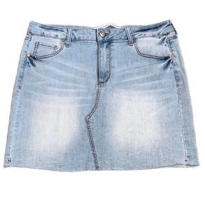 Celebrity Pink NWOT The Cutie Denim Skirt (9)
